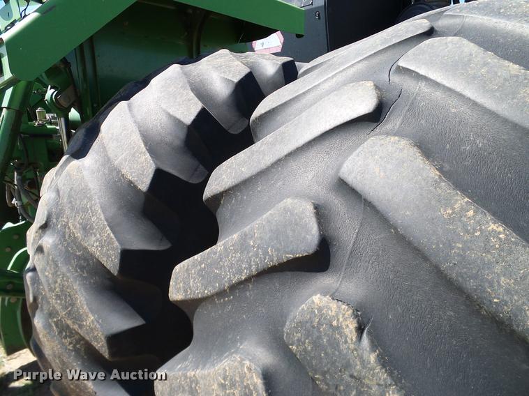 image for item DL9053 1991 John Deere 8960 4WD tractor