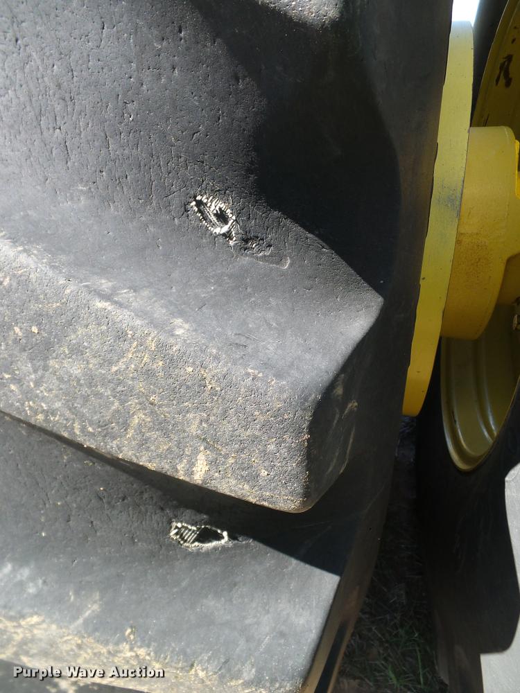 image for item DL9053 1991 John Deere 8960 4WD tractor