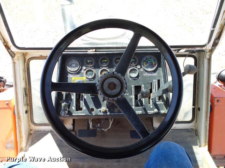 image for item DL9054 1975 Case 2670 4WD tractor