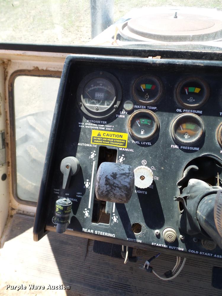 image for item DL9054 1975 Case 2670 4WD tractor