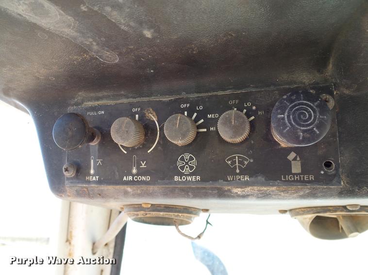 image for item DL9054 1975 Case 2670 4WD tractor