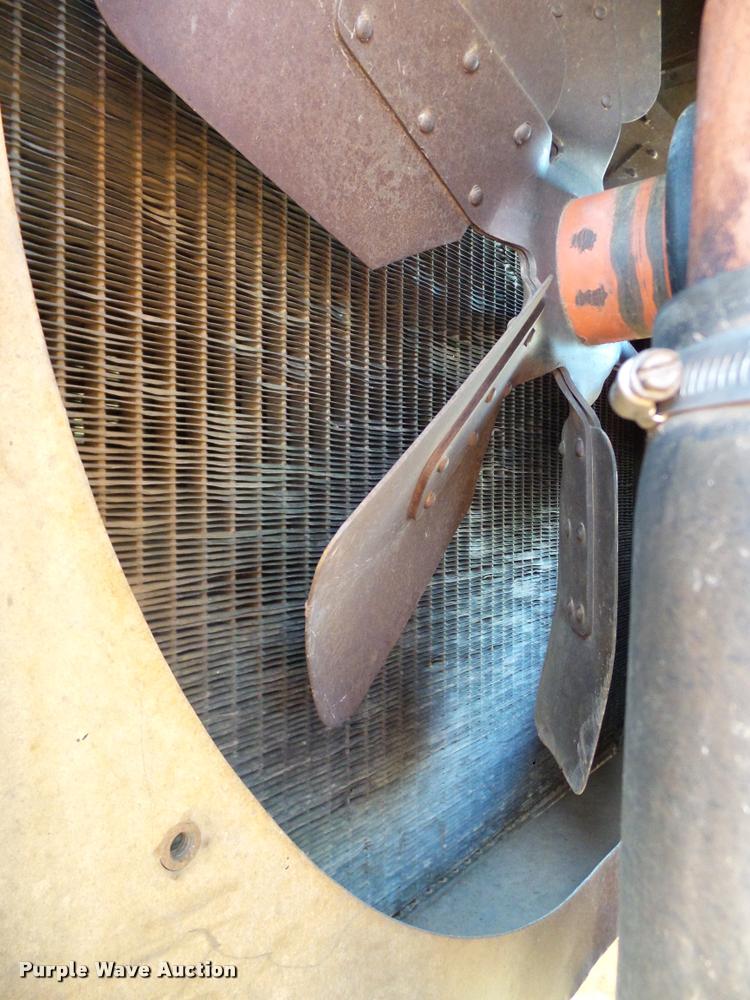 image for item DL9054 1975 Case 2670 4WD tractor