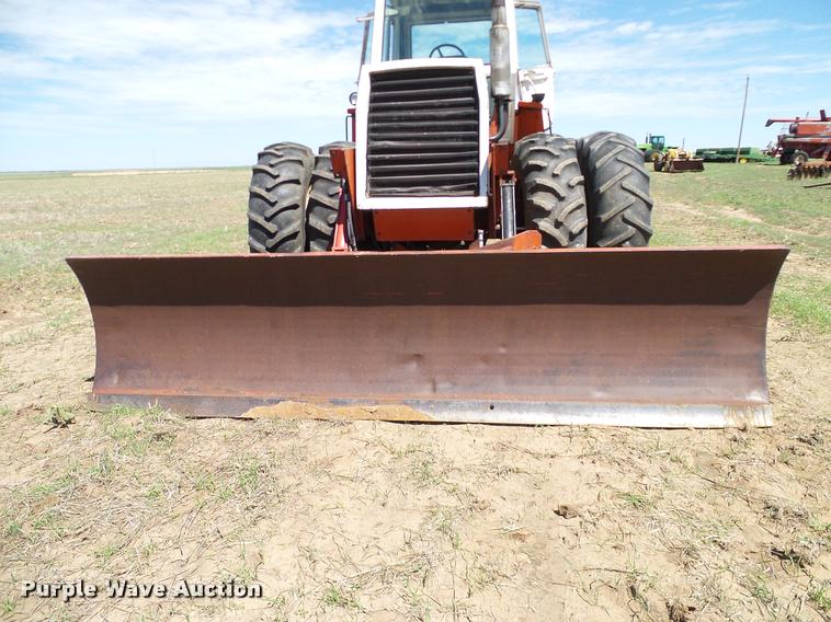 image for item DL9054 1975 Case 2670 4WD tractor