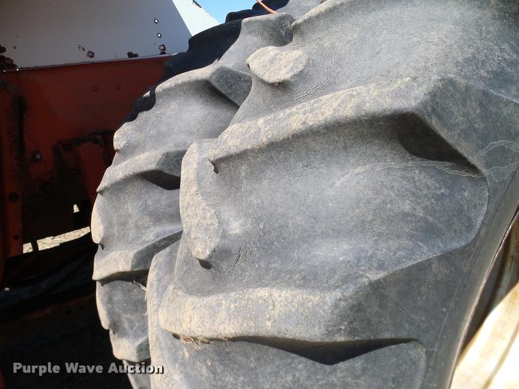 image for item DL9054 1975 Case 2670 4WD tractor