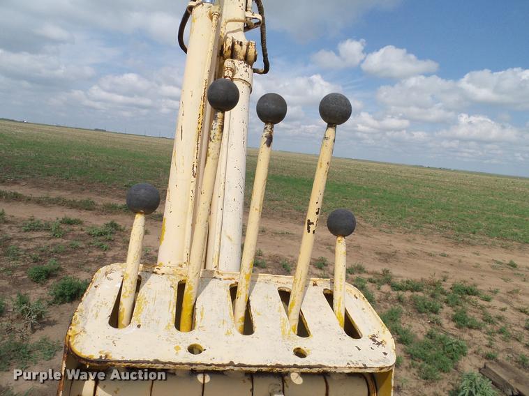 image for item DL9066 J I Case 33 backhoe