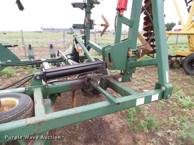 image for item DL9071 QuinStar Fallow Master II sweep plow