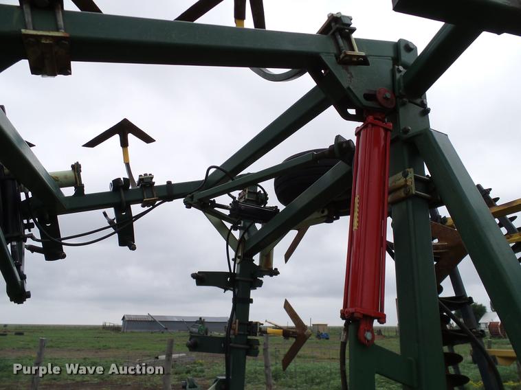 image for item DL9071 QuinStar Fallow Master II sweep plow