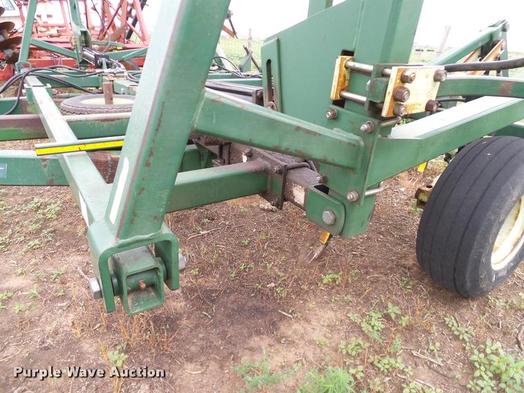 image for item DL9071 QuinStar Fallow Master II sweep plow