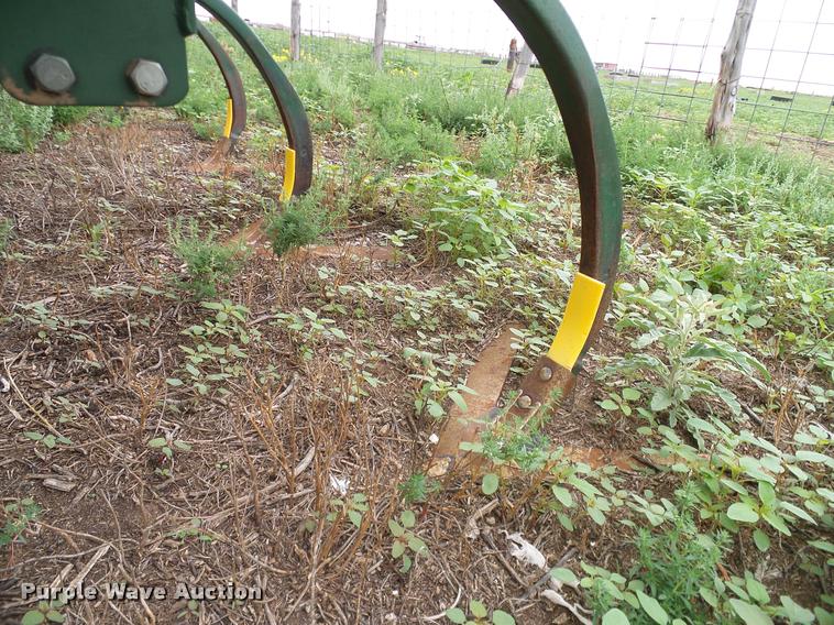 image for item DL9071 QuinStar Fallow Master II sweep plow