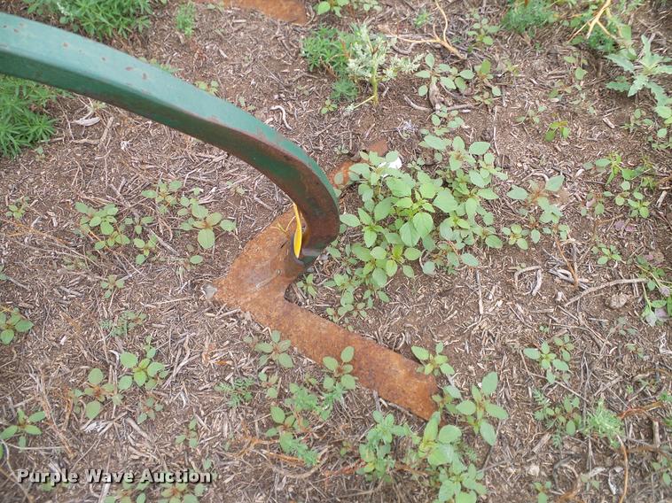 image for item DL9071 QuinStar Fallow Master II sweep plow