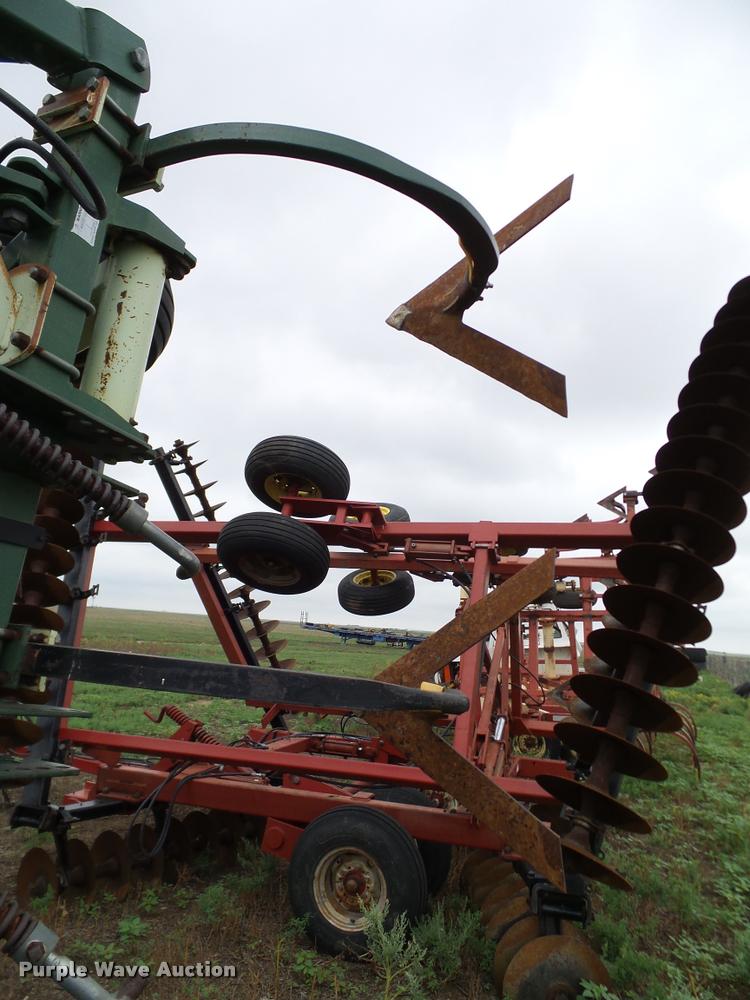 image for item DL9071 QuinStar Fallow Master II sweep plow