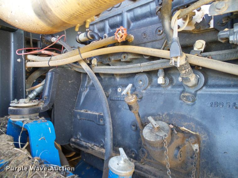 image for item DL9076 1995 Ford 9680 4WD tractor