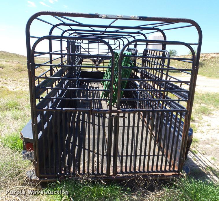 image for item DL9121 1988 Gooseneck livestock trailer