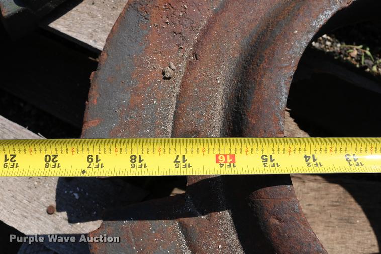 image for item DM9286 (7) wheel weights