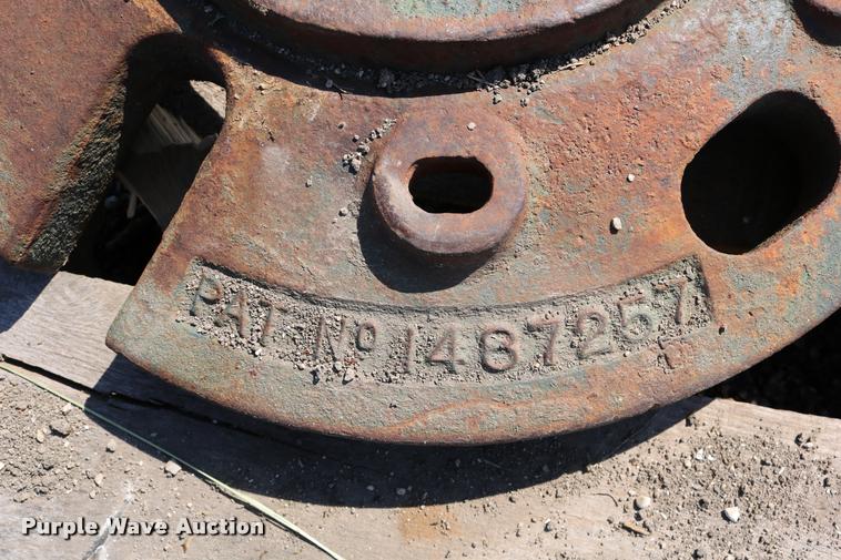 image for item DM9286 (7) wheel weights