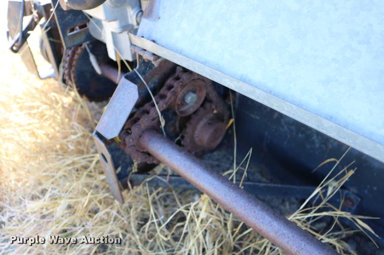 image for item DM9288 Allis Chalmers sunflower head