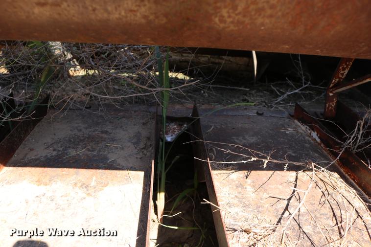 image for item DM9288 Allis Chalmers sunflower head