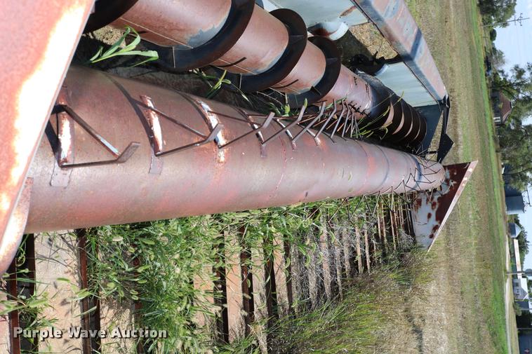 image for item DM9288 Allis Chalmers sunflower head