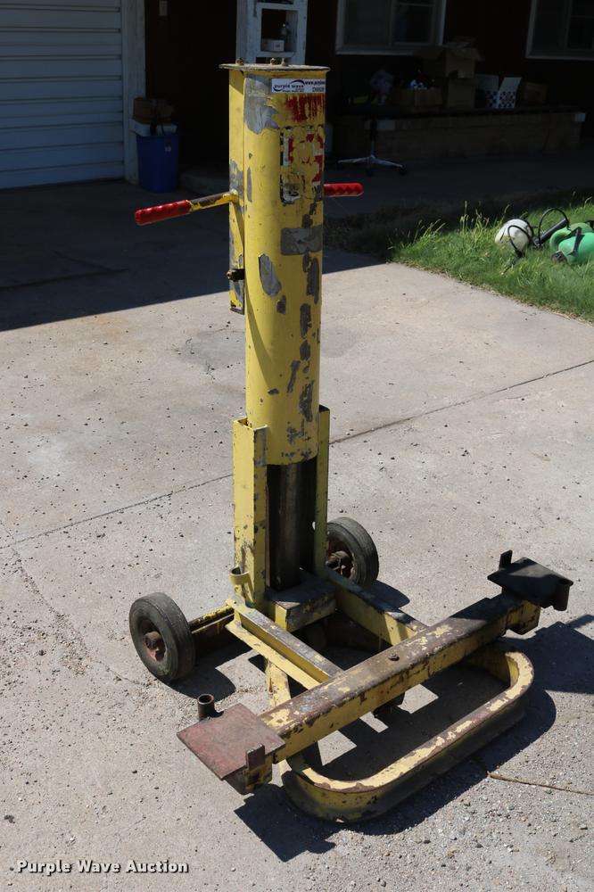 image for item DM9289 Pneumatic jack