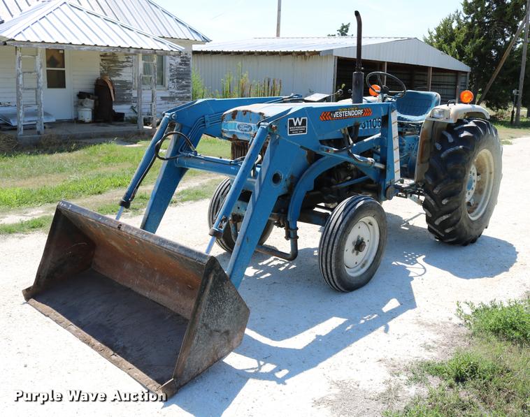image for item DM9290 Ford AP3136 tractor