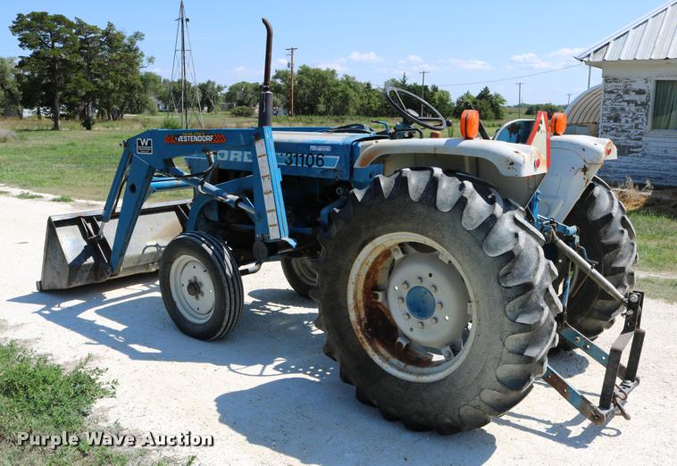 image for item DM9290 Ford AP3136 tractor