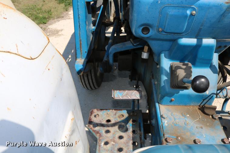 image for item DM9290 Ford AP3136 tractor