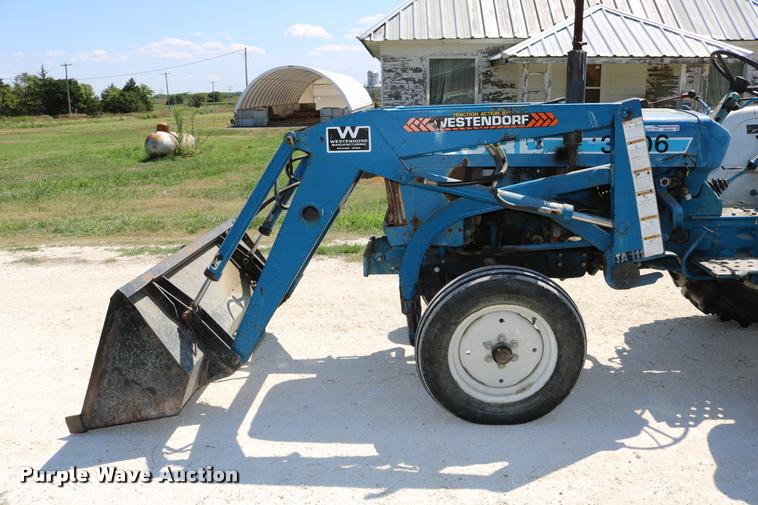 image for item DM9290 Ford AP3136 tractor