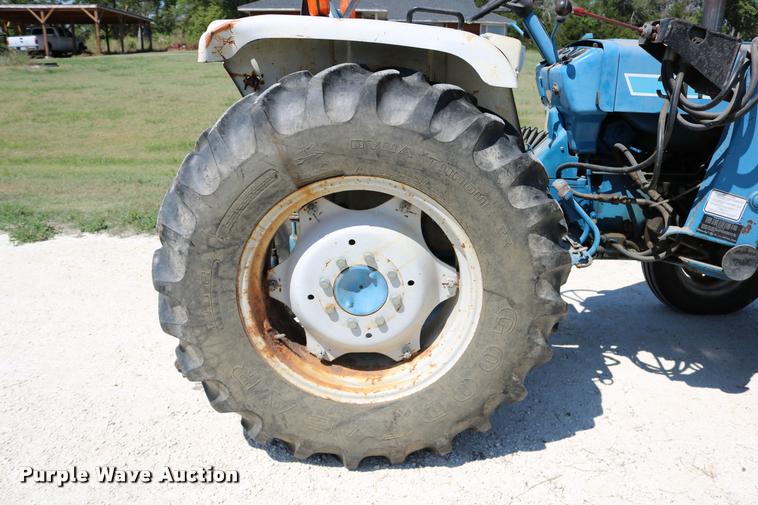 image for item DM9290 Ford AP3136 tractor