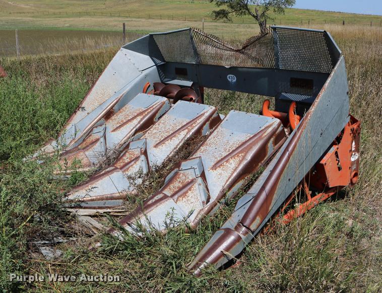 image for item DM9292 Allis Chalmers corn head