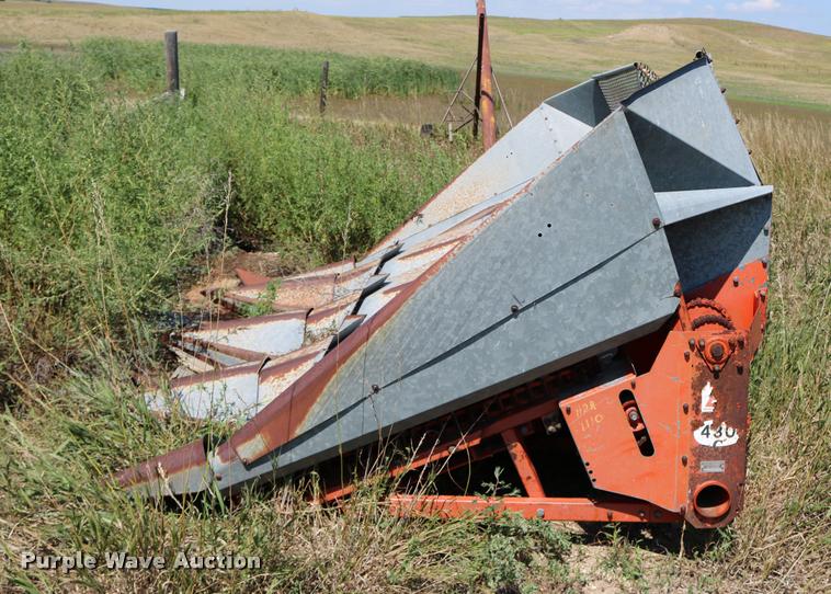 image for item DM9292 Allis Chalmers corn head