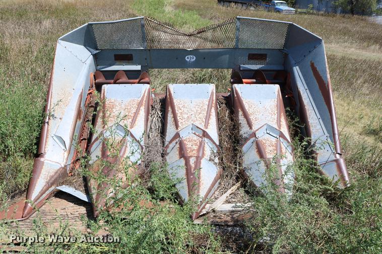 image for item DM9292 Allis Chalmers corn head