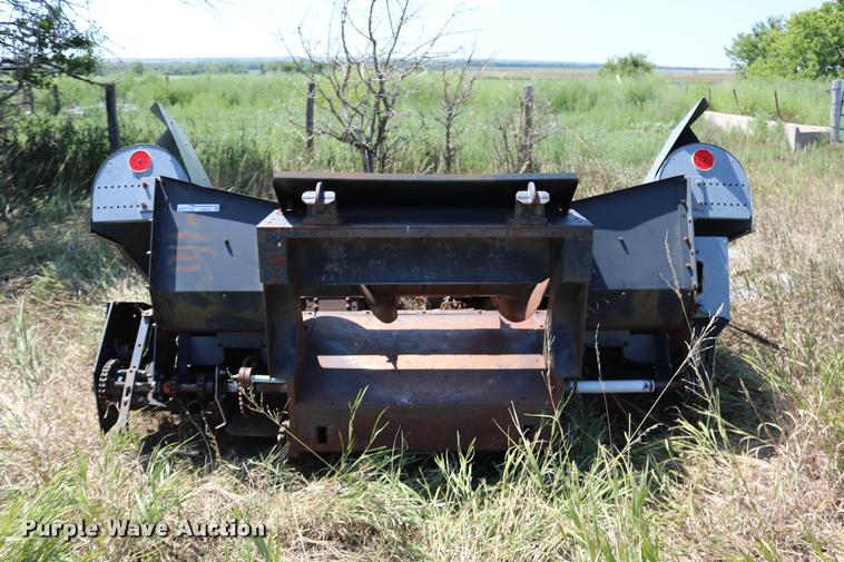 image for item DM9293 Allis Chalmers corn head