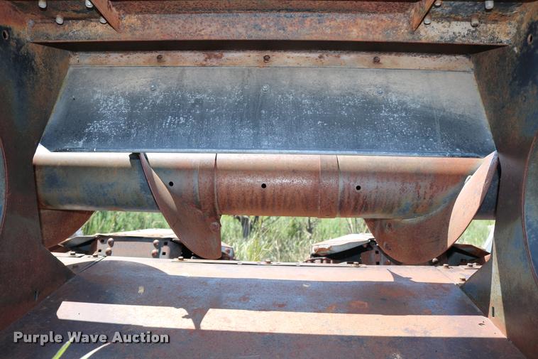 image for item DM9293 Allis Chalmers corn head