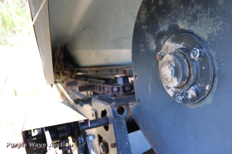 image for item DM9293 Allis Chalmers corn head