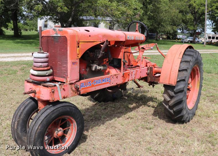 image for item DQ9407 Allis Chalmers WC tractor