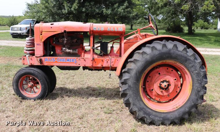 image for item DQ9407 Allis Chalmers WC tractor