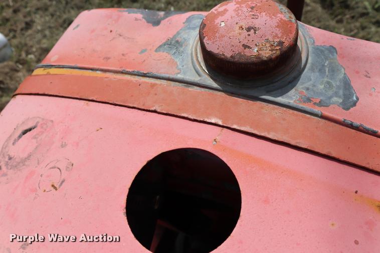 image for item DQ9407 Allis Chalmers WC tractor