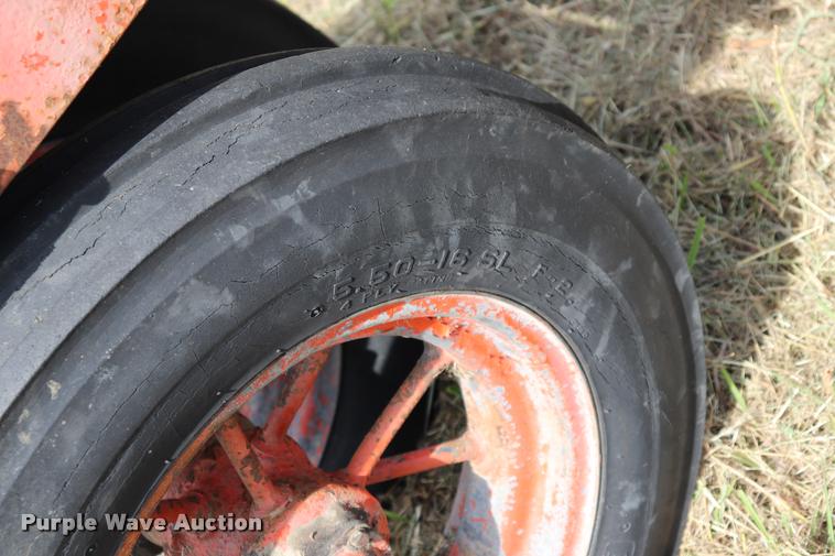 image for item DQ9407 Allis Chalmers WC tractor