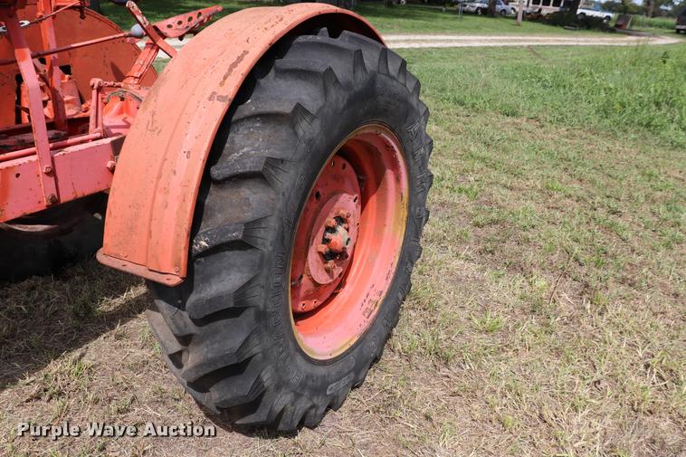 image for item DQ9407 Allis Chalmers WC tractor