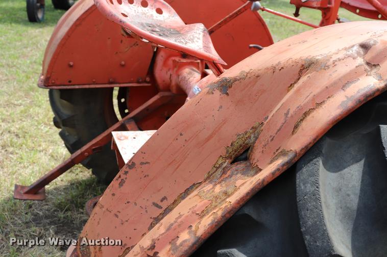 image for item DQ9407 Allis Chalmers WC tractor