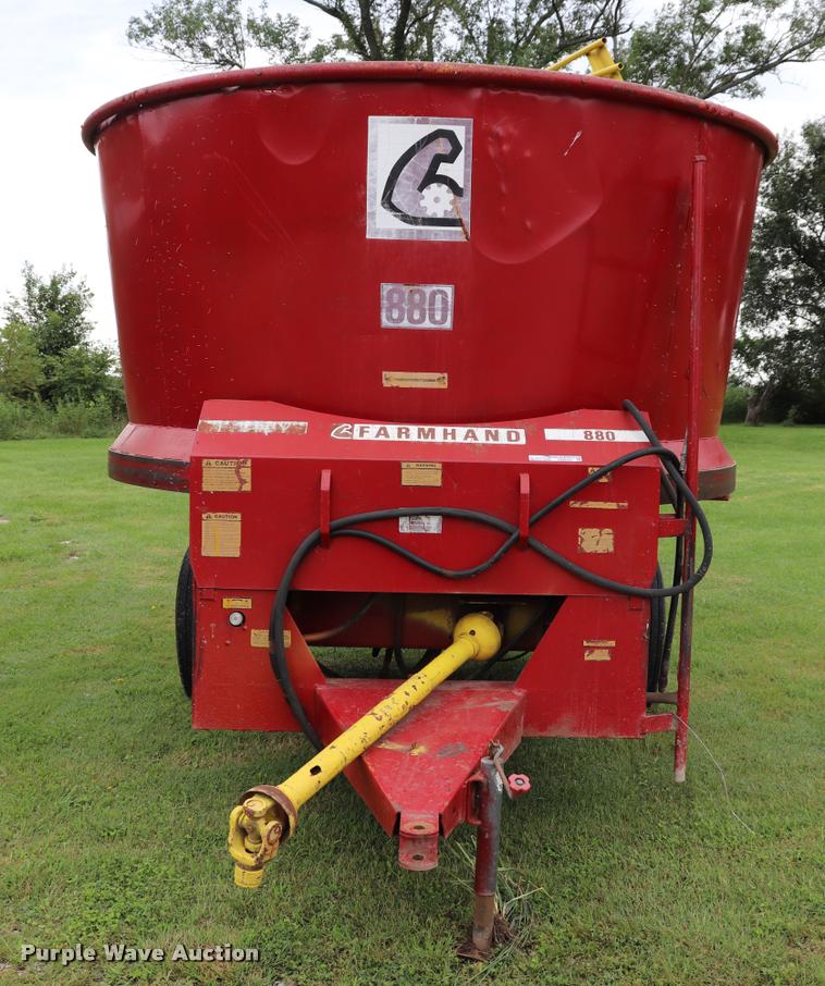 image for item DQ9430 Farm Hand 880 tub grinder