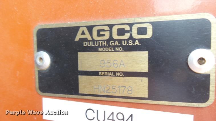 image for item DR9256 2004 Hesston 956A round baler