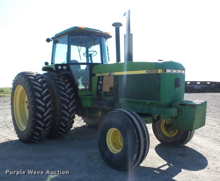 image for item K6405 1989 John Deere 4955 tractor