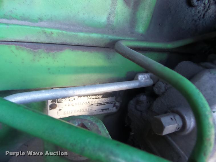 image for item K6405 1989 John Deere 4955 tractor