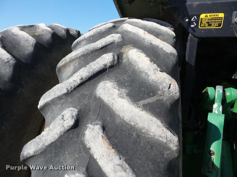 image for item K6405 1989 John Deere 4955 tractor