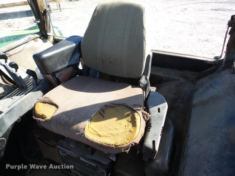 image for item K6405 1989 John Deere 4955 tractor