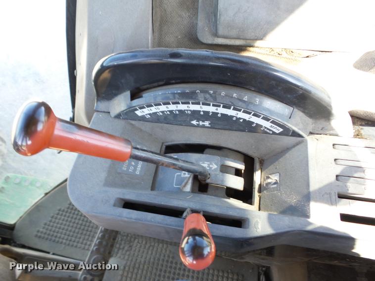 image for item K6405 1989 John Deere 4955 tractor