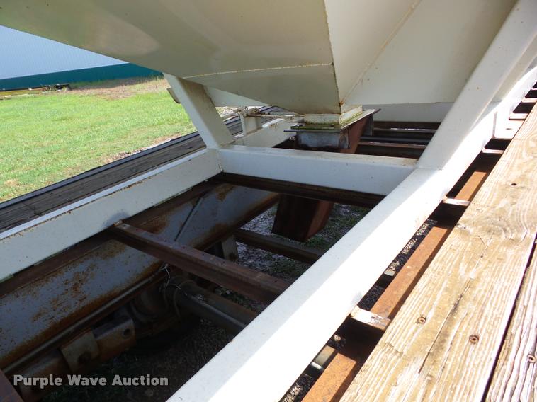 image for item K6413 2004 Pro Trak seed tender trailer