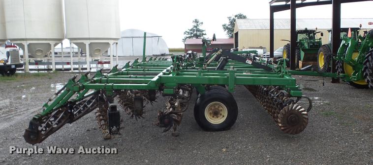 image for item K6414 2009 Great Plains 4000 Turbo Chopper vertical tillage