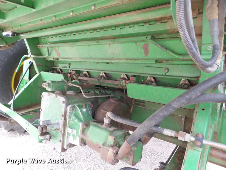 image for item L1509 1990 John Deere 9600 combine